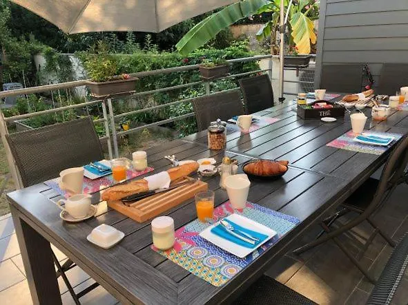 Bed & Breakfast La Maison Bastide Bordeaux