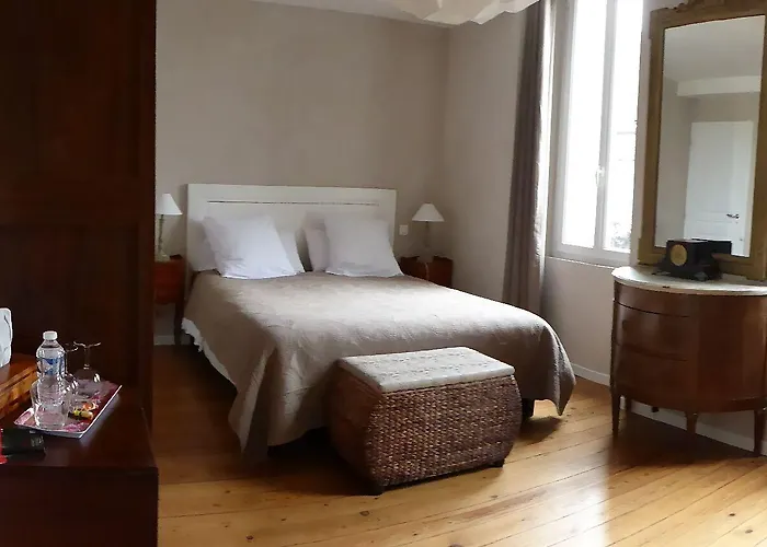 La Maison Bastide Alojamento de Acomodação e Pequeno-almoço 4*