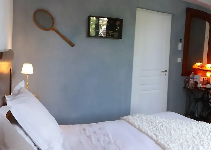 לינה וארוחת בוקר La Maison Bastide