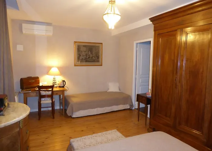 La Maison Bastide לינה וארוחת בוקר 4*